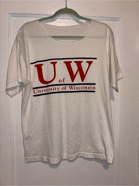 Vintage University Of Wisconsin Tshirt Distressed Cut White Logo